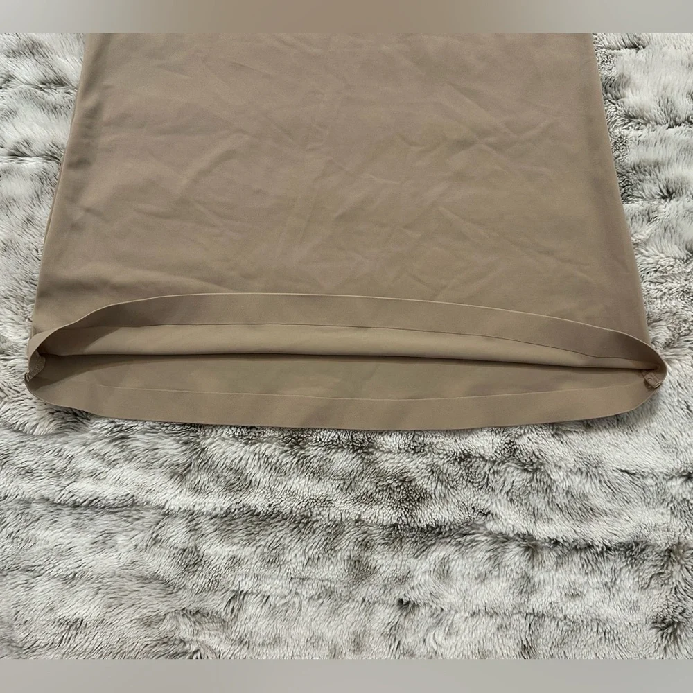 Warners shapewear slip dress Women “M” Tan Color Adjustable Strap Nylon-Spandex - Picture 5 of 11